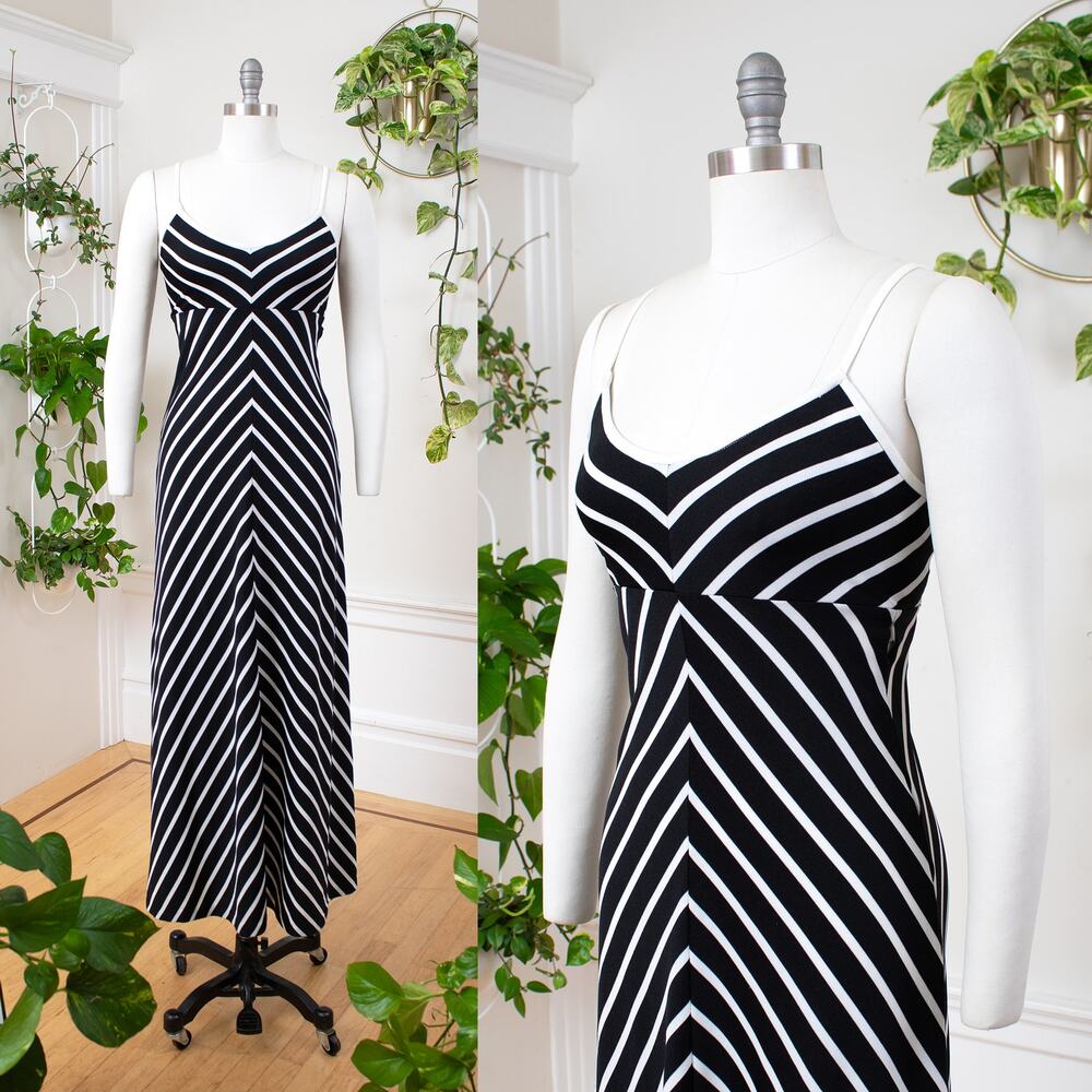 Vintage 1970s Maxi Dress 70s Chevron Striped Black White Sleeveless Open Back